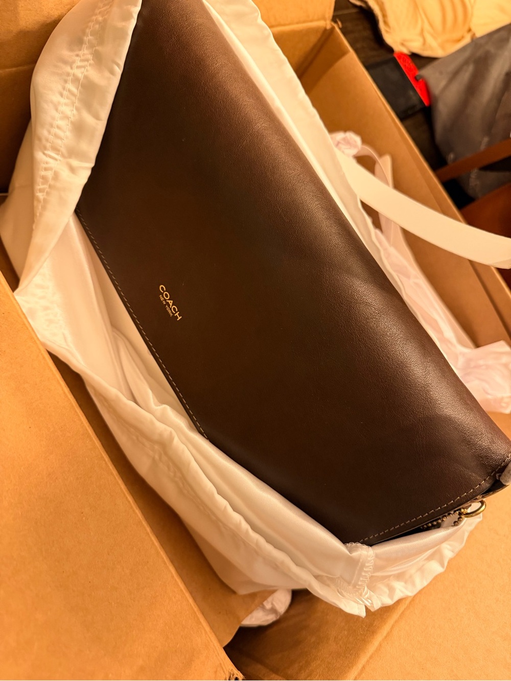 Coach Chelsea 36 Shoulder Bag in Maple - Picture 6 of 9